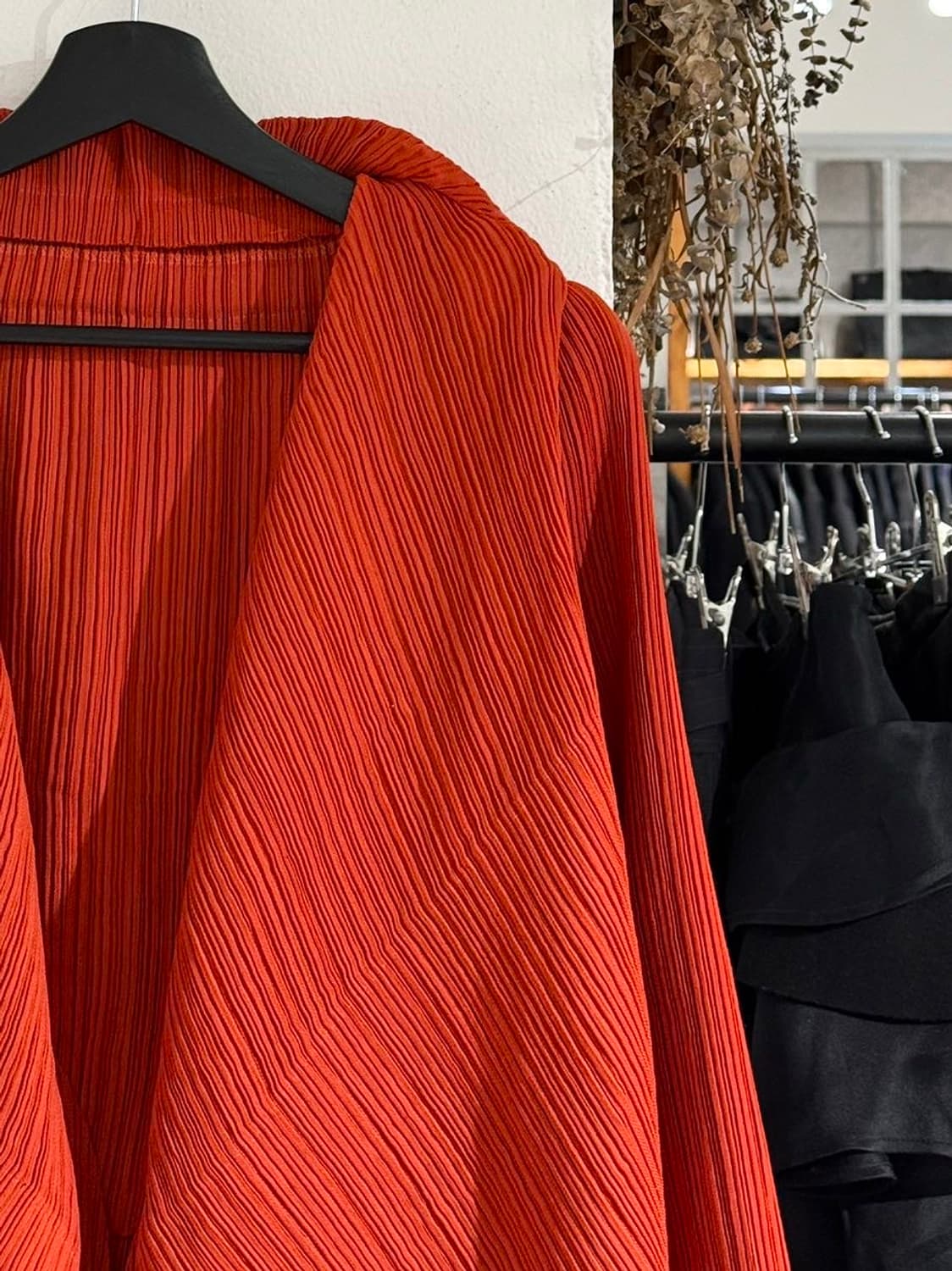 이세이 미야케 페테 리본 타이 플리츠 가디건 상품이미지3