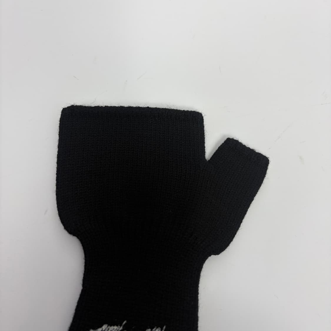 데드스탁 요지야마모토 장갖 워머 상품이미지2