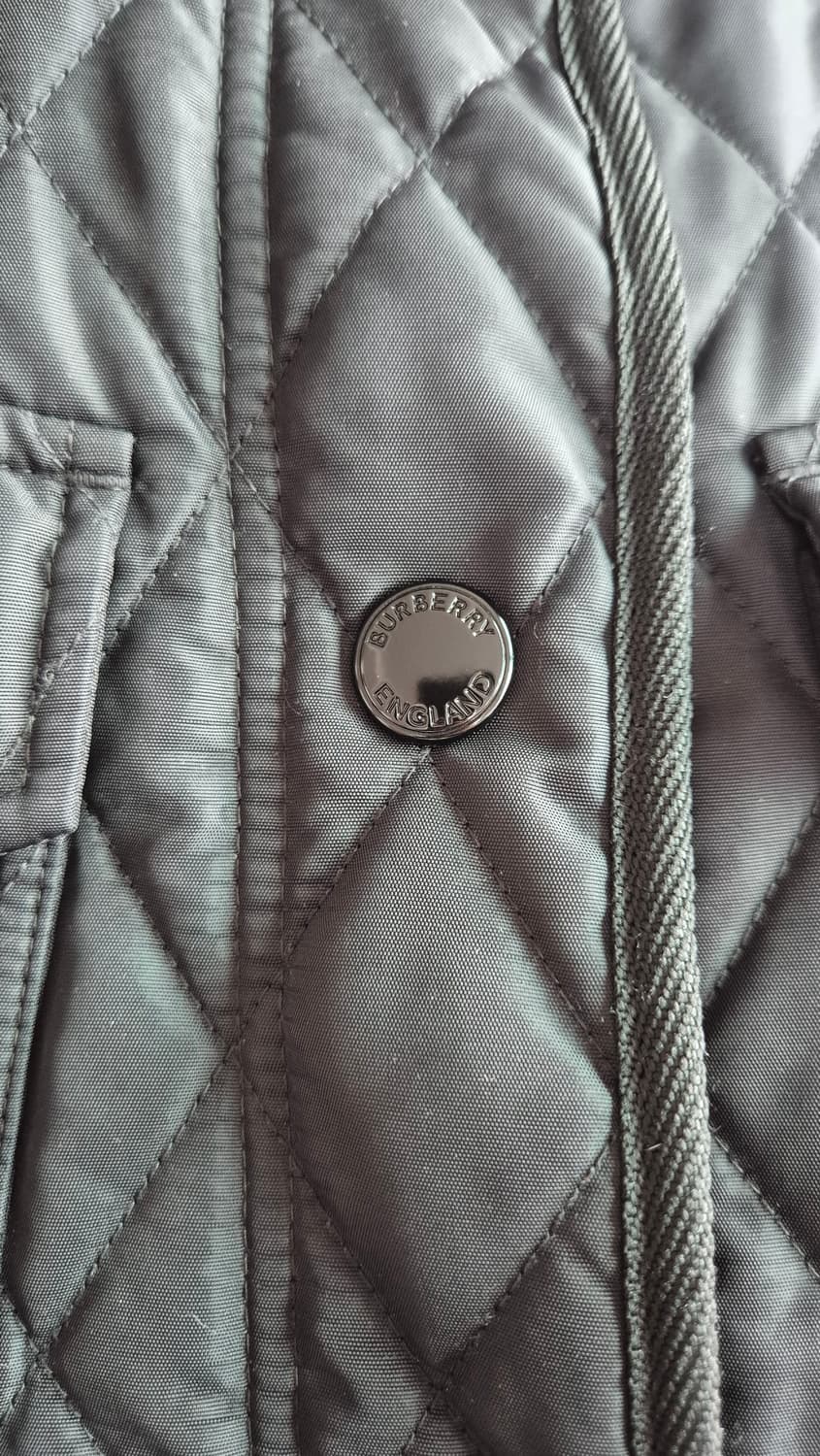 정품 버버리 다이아몬드 퀄팅 필드자켓 상품이미지9