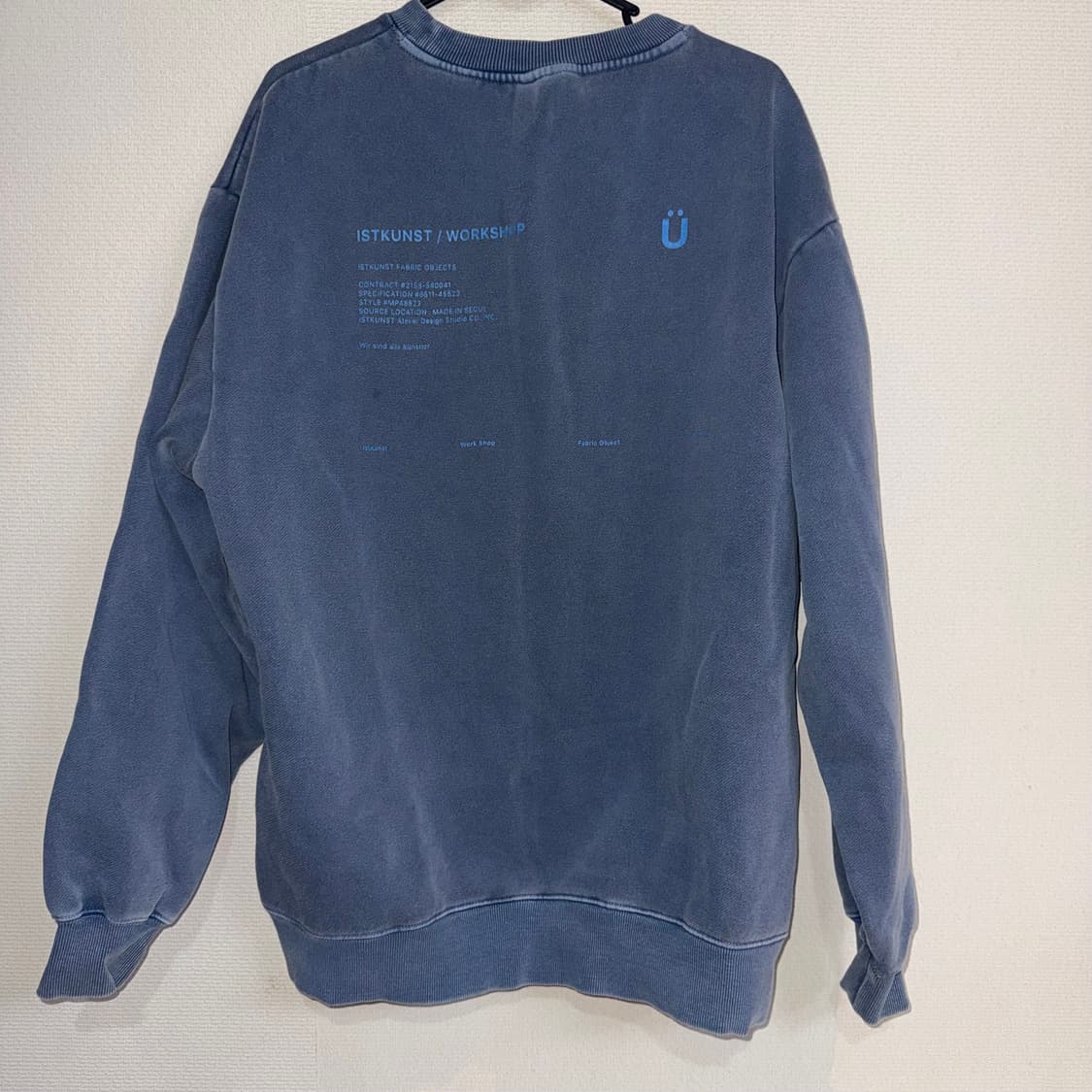 이스트쿤스트 유 로고 피그먼트 스웻셔츠 맨투맨 블루 상품이미지2