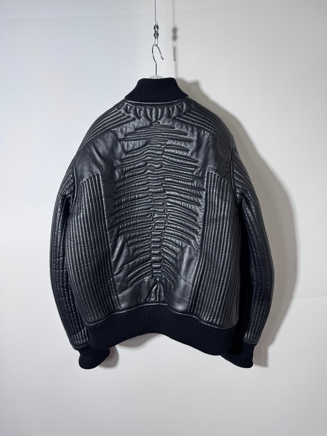 Diesel 20AW lambskin bone bomber 상품이미지2