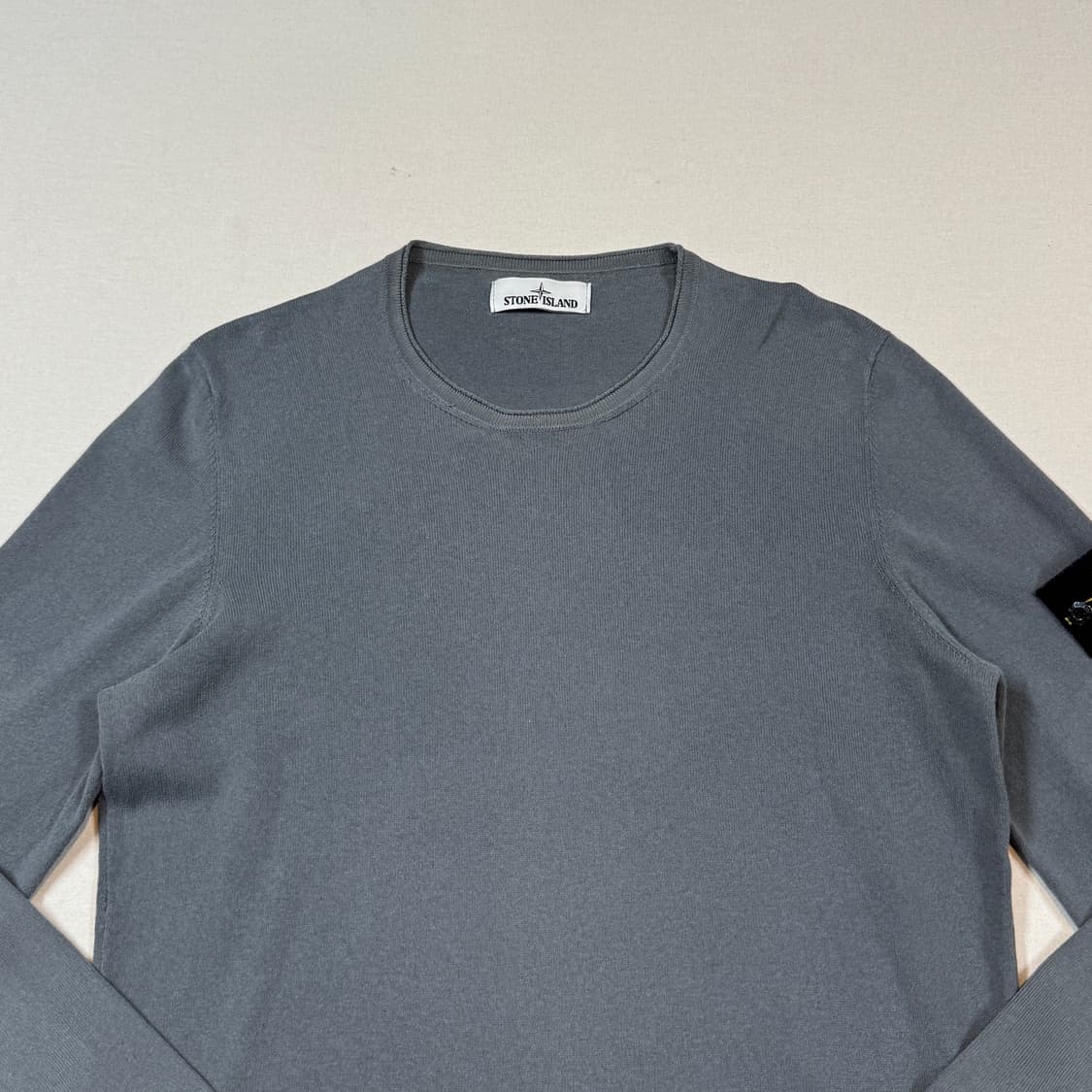 L) 스톤아일랜드 와펜 그레이 니트 상품이미지3