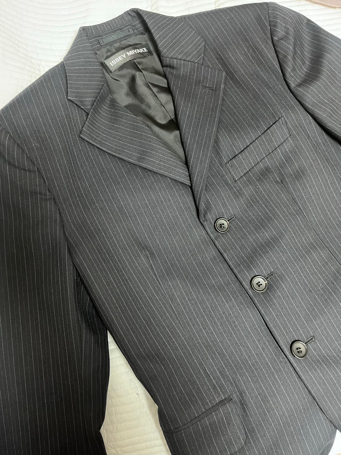 이세이미야케 스트라이프 블레이저 상품이미지1