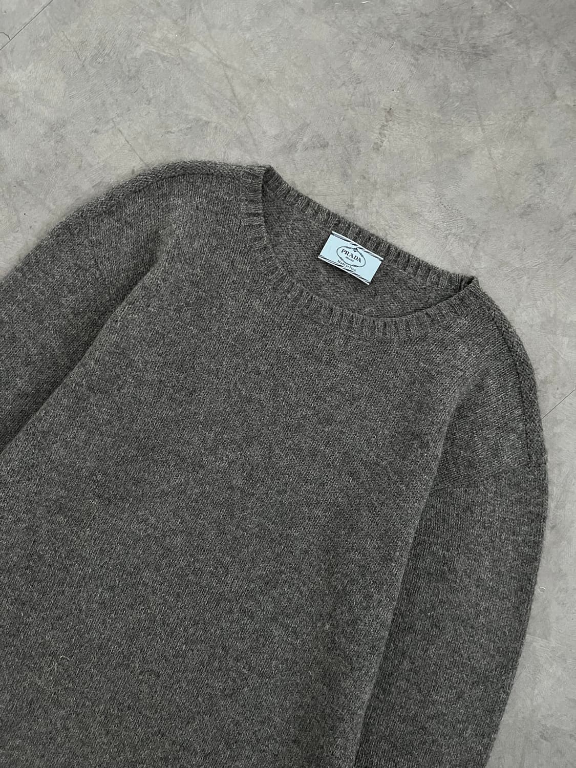 Prada 프라다 그레이 롱 니트 상품이미지2