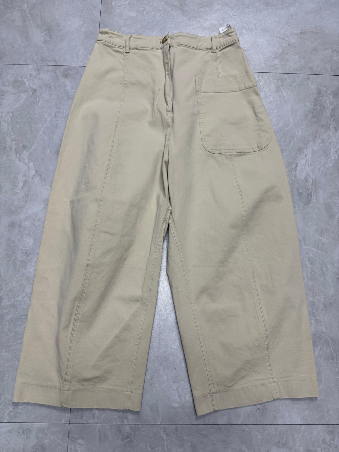 모노크롬 상품이미지1