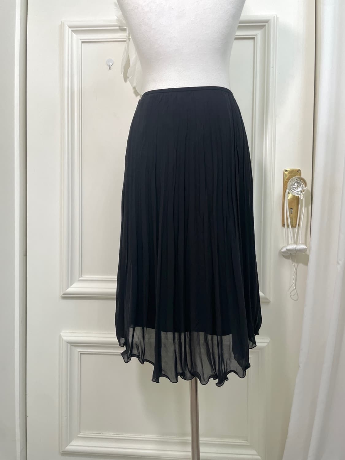 black basic pleats chiffon midi skirt 상품이미지4