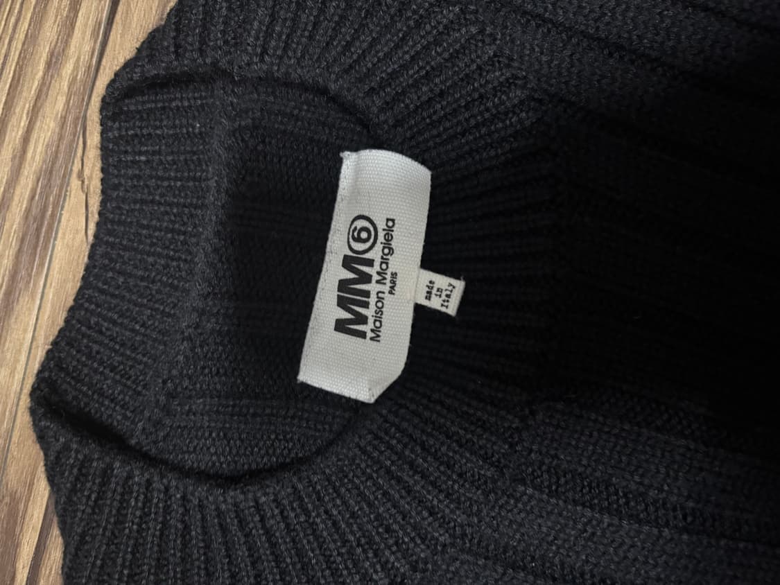 MM6 메종 마르지엘라 백 오픈 모크넥 니트 상품이미지5