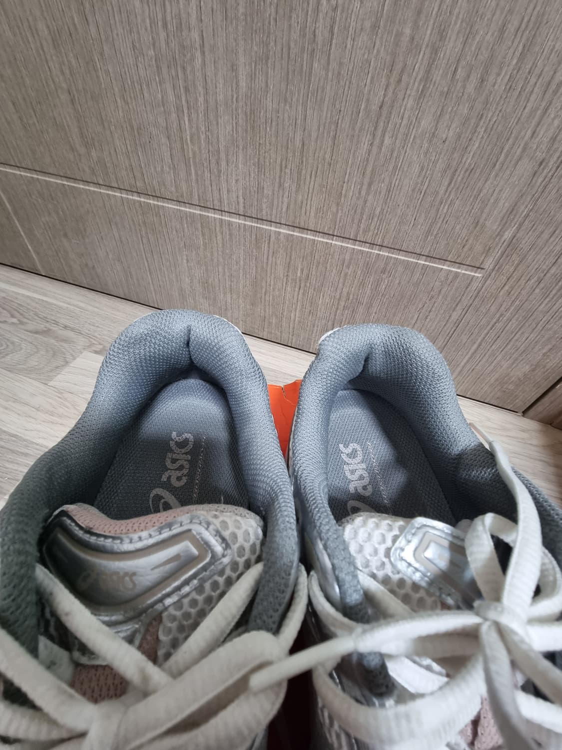 W 아식스 젤 카야노14 화이트 문락 240~245 상품이미지4