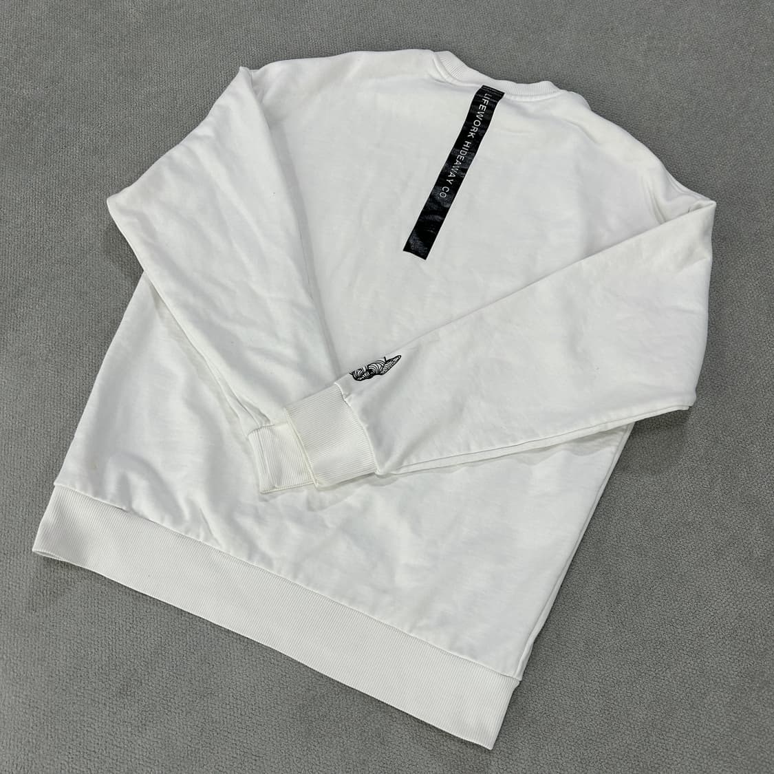 라이프워크 화이트 맨투맨 티셔츠 m 상품이미지4
