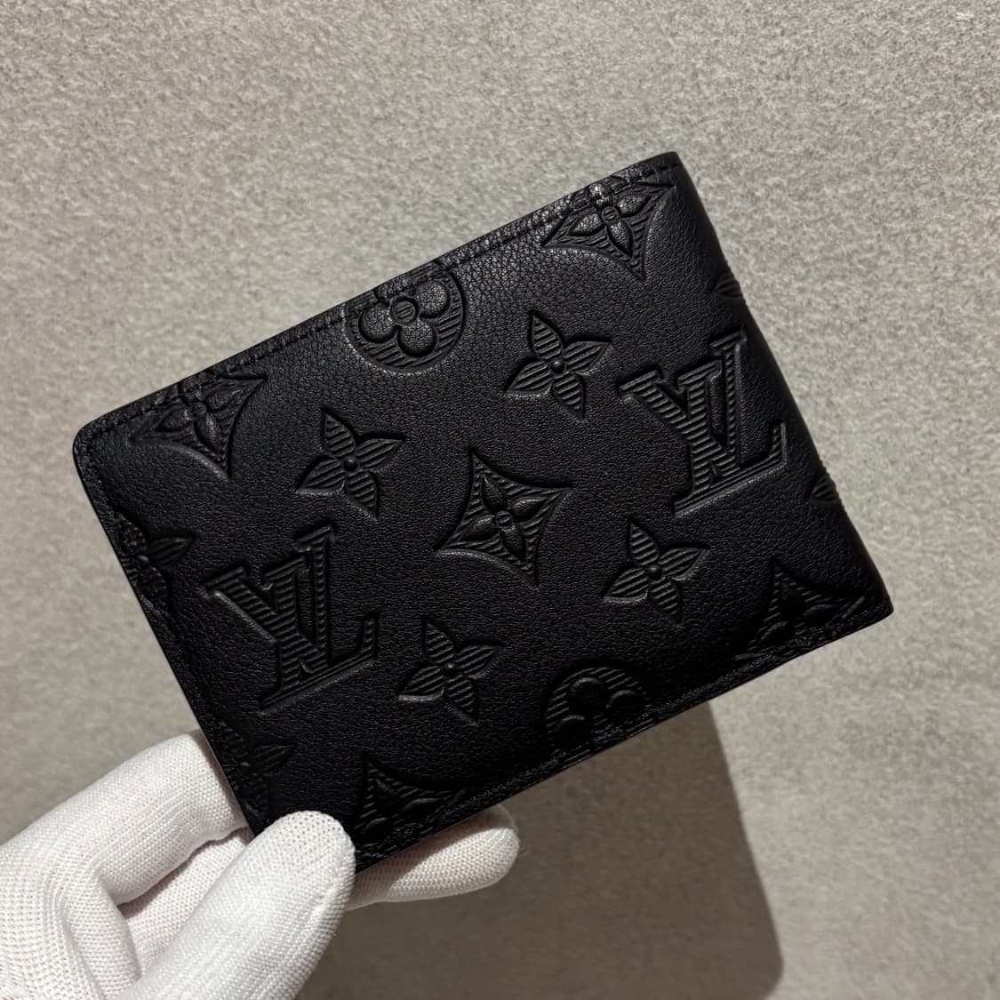 루이비통 쉐도우 반지갑 상품이미지2