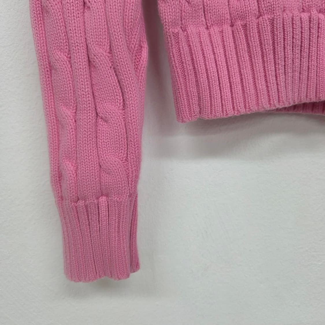 폴로 랄프로렌 신형 큐알택 핑크 케이블  브이넥 걸즈 니트(XS) 상품이미지6