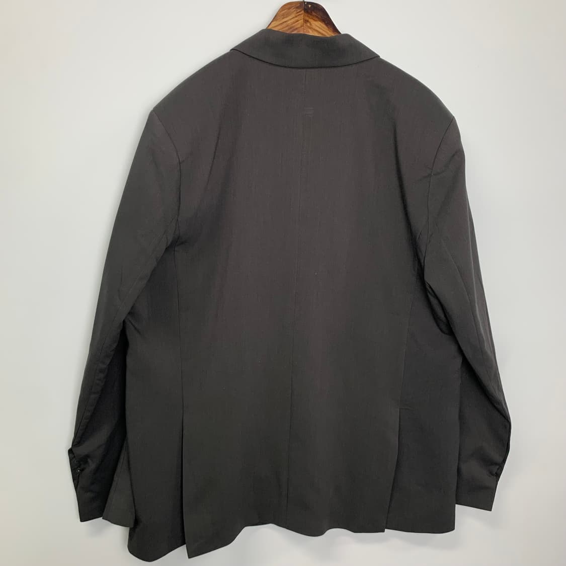 르마드 차콜 버튼 싱글 블레이저 자켓 상품이미지3