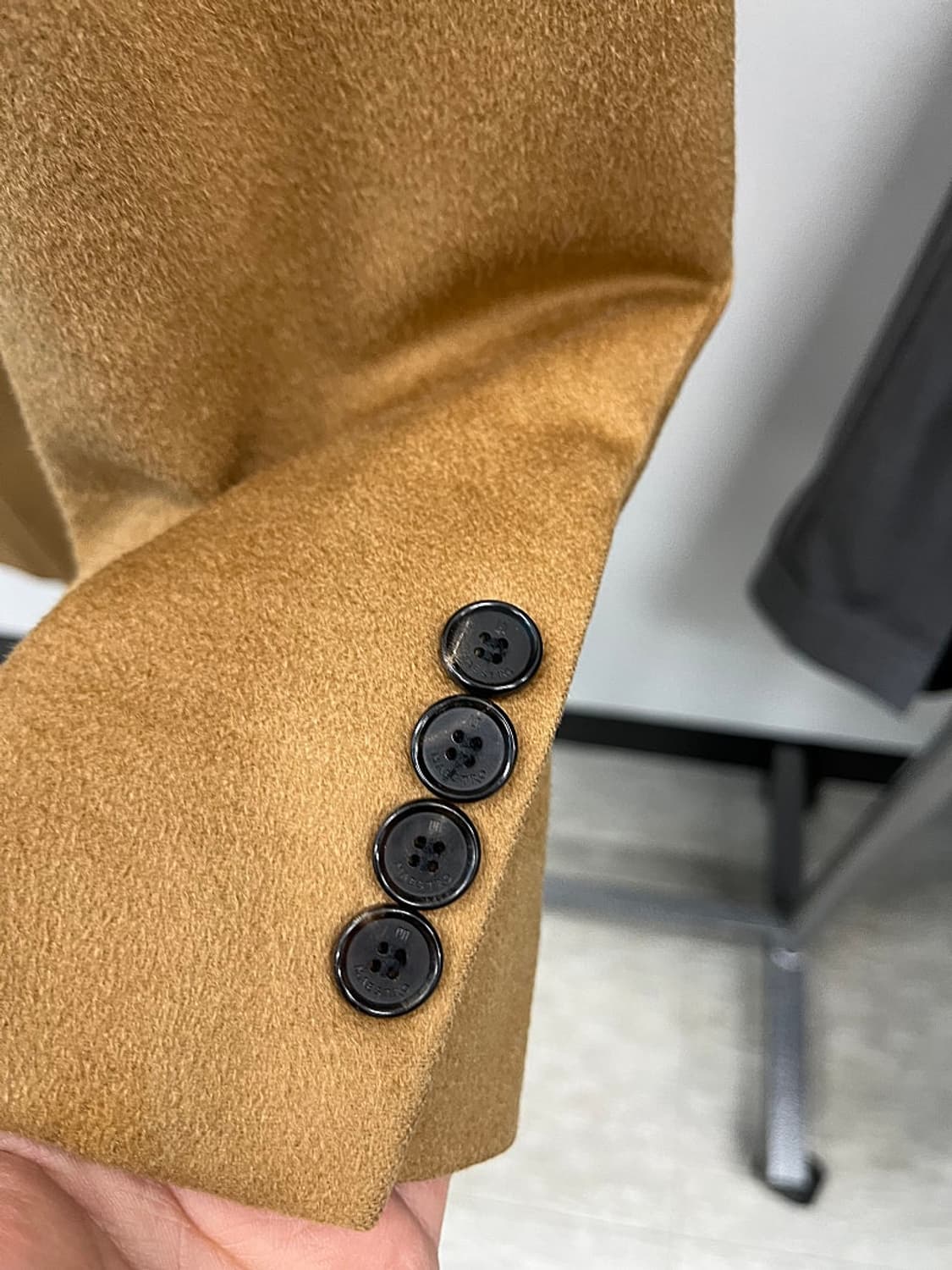 100) 마에스트로 카멜 캐시미어 코트  상품이미지4