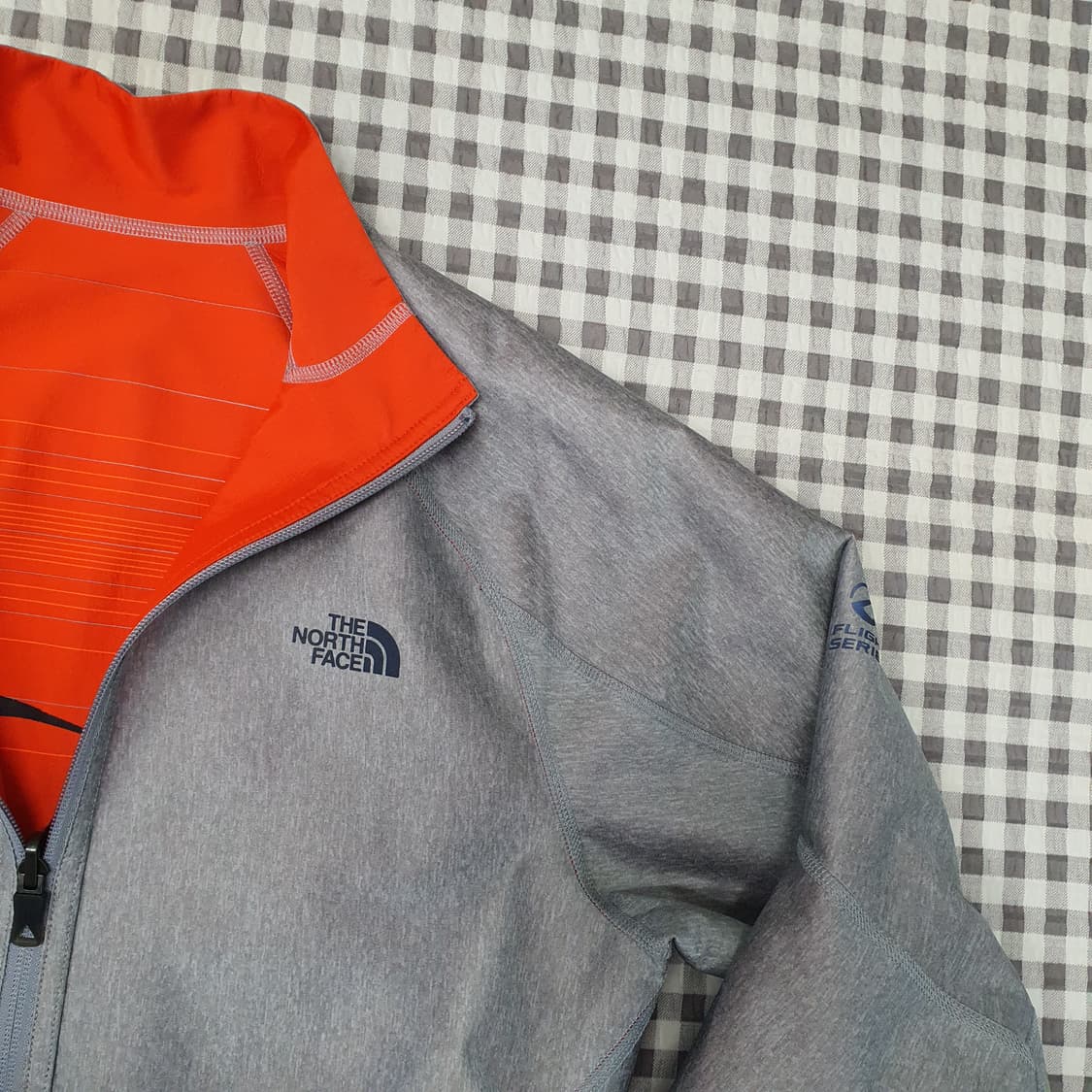 노스페이스 양면 얇은 바람막이 자켓 남자95 상품이미지3