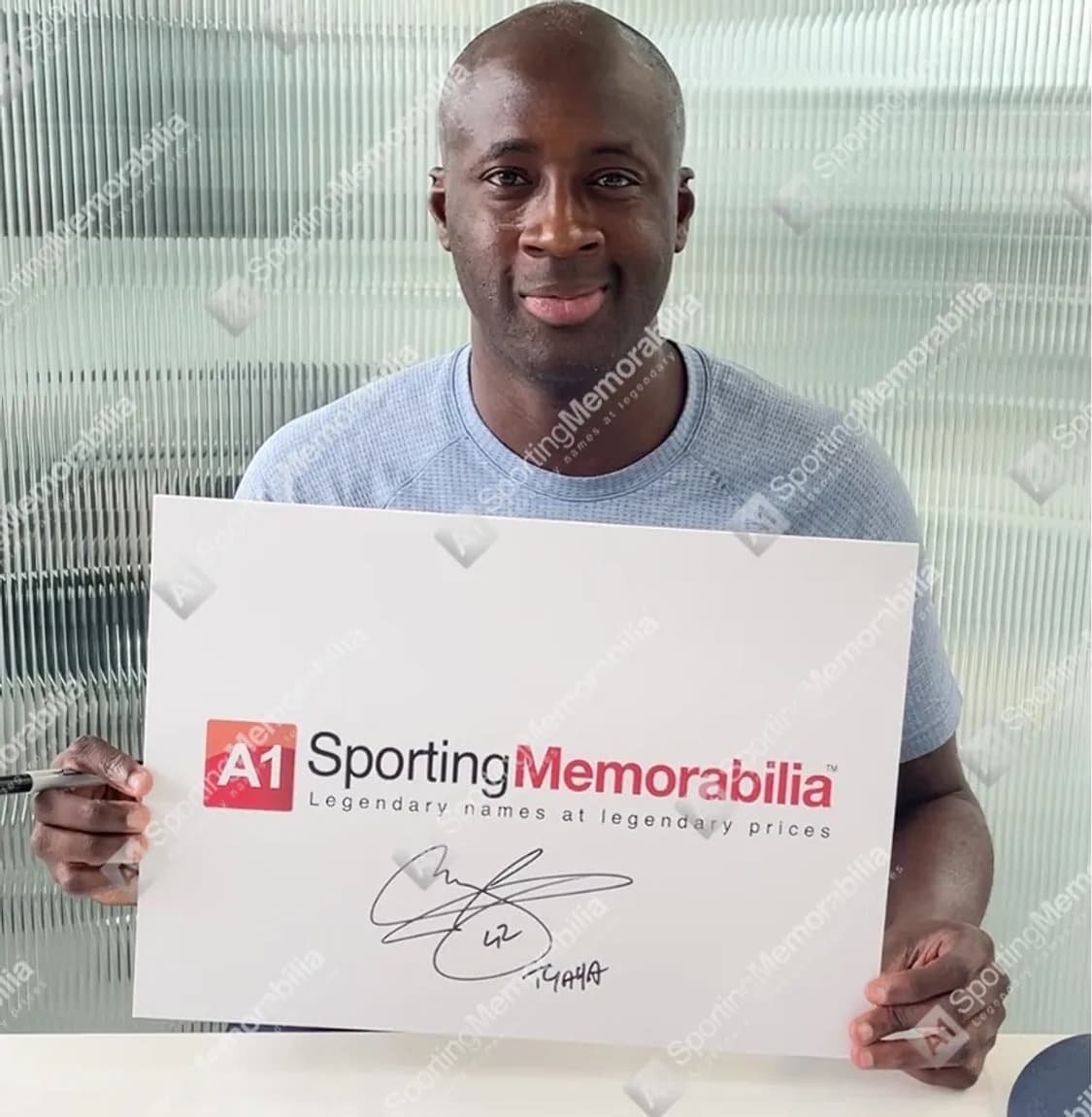 야야 투레 친필싸인 상품이미지3