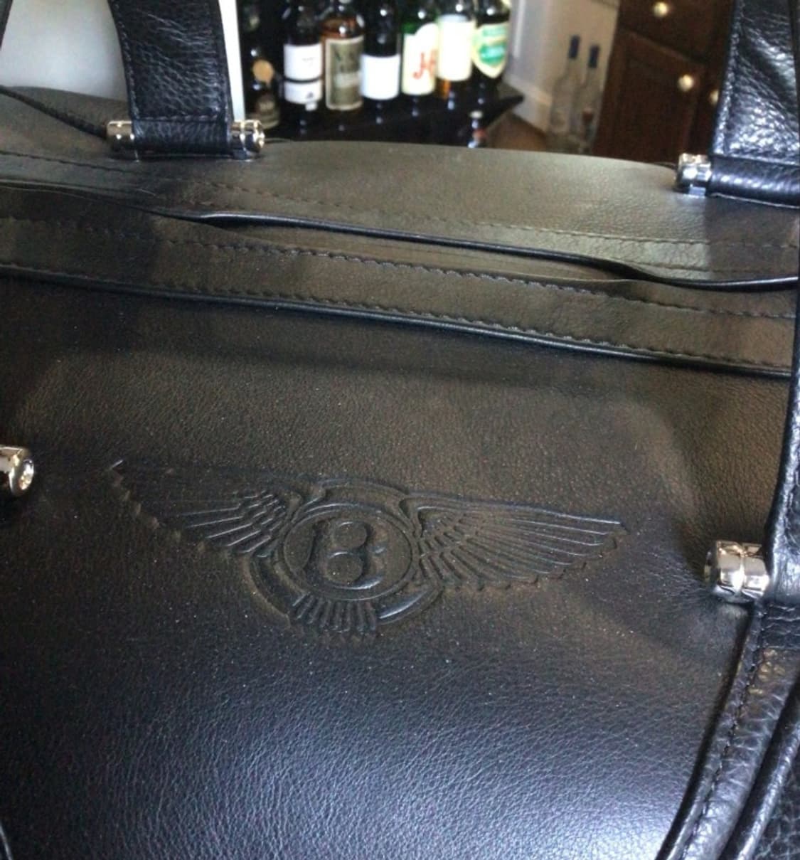 [정품] 벤틀리 시그니처 블랙 레더 토트백   상품이미지2