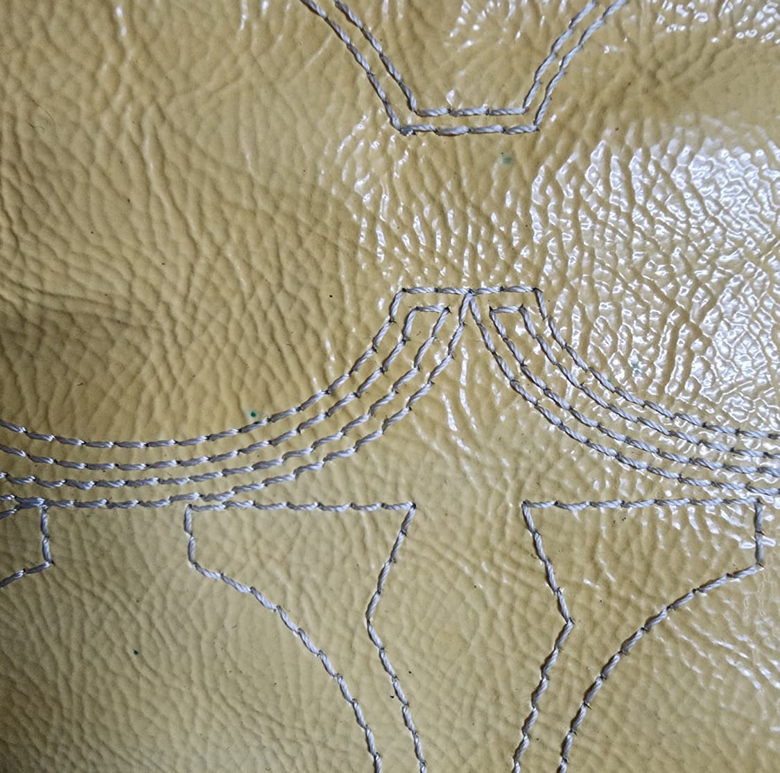 코치 옐로우 시그니처 스티치 숄더백 호보백 상품이미지10