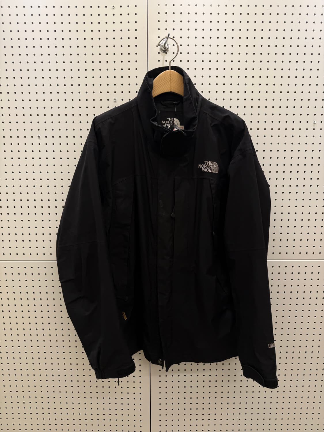 노스페이스 고어텍스 쉘 자켓 블랙 U1140 상품이미지2