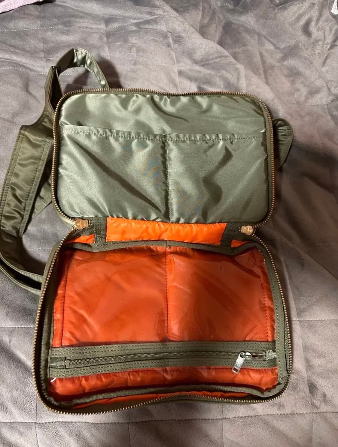 풀구성) 포터 탱커 숄더백 스몰 세이지 그린 상품이미지7