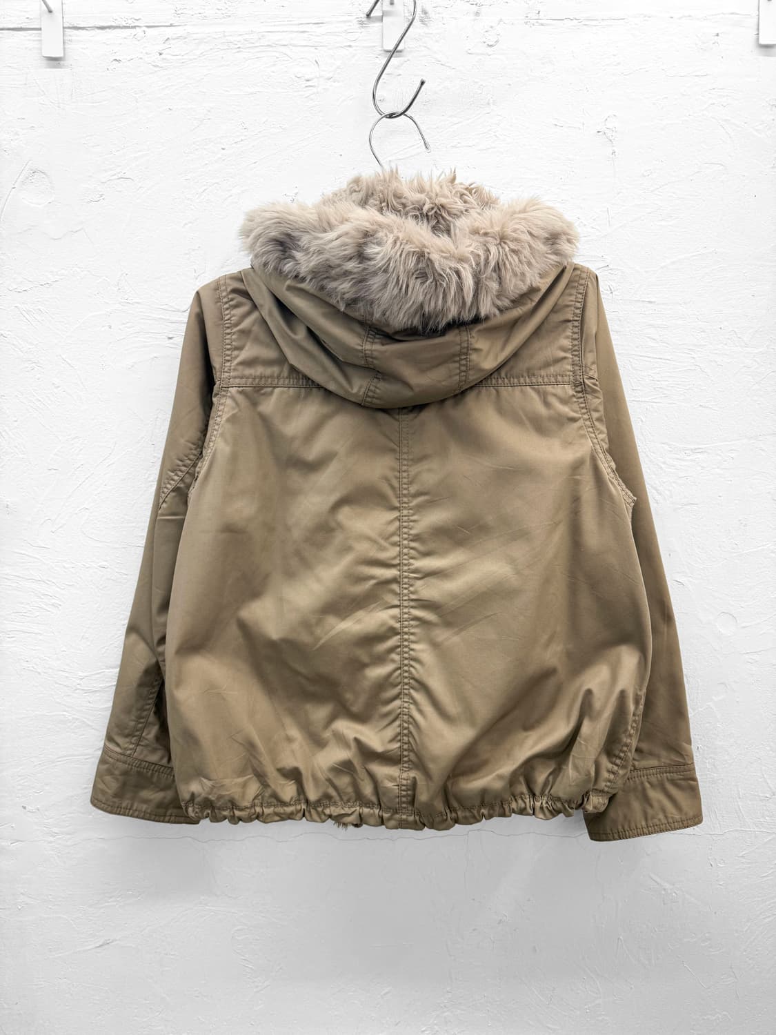 earth music&ecology 퍼 후드 점퍼 상품이미지4