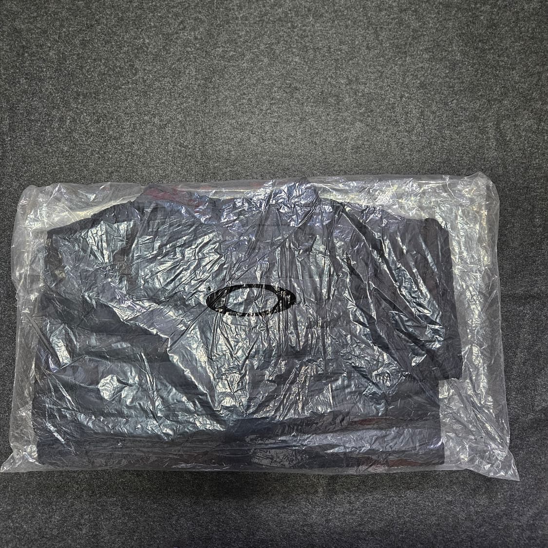 오클리 경량패딩 l 미개봉 새상품 상품이미지9