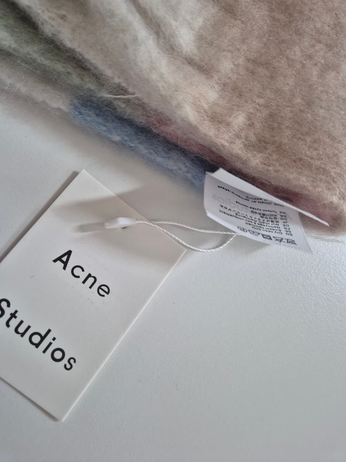 아크네 스튜디오 머플러 (새상품) 상품이미지3