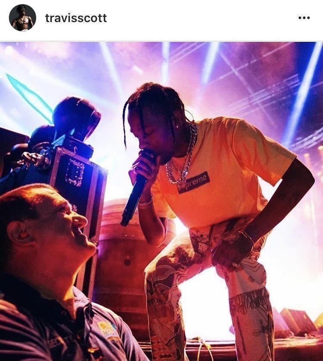 슈프림 2004 Molodkin 펜 박스로고 티셔츠 옐로우 상품이미지9