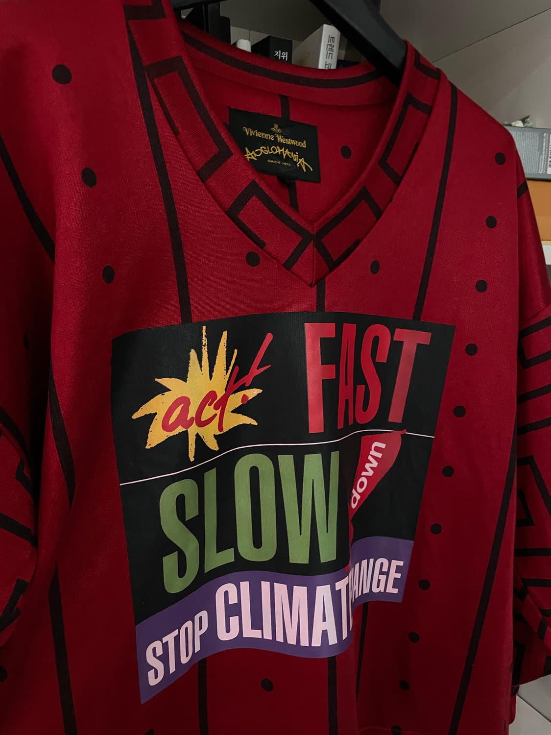 (S) 비비안웨스트우드 앵글로매니아 브이넥 니트 상품이미지2