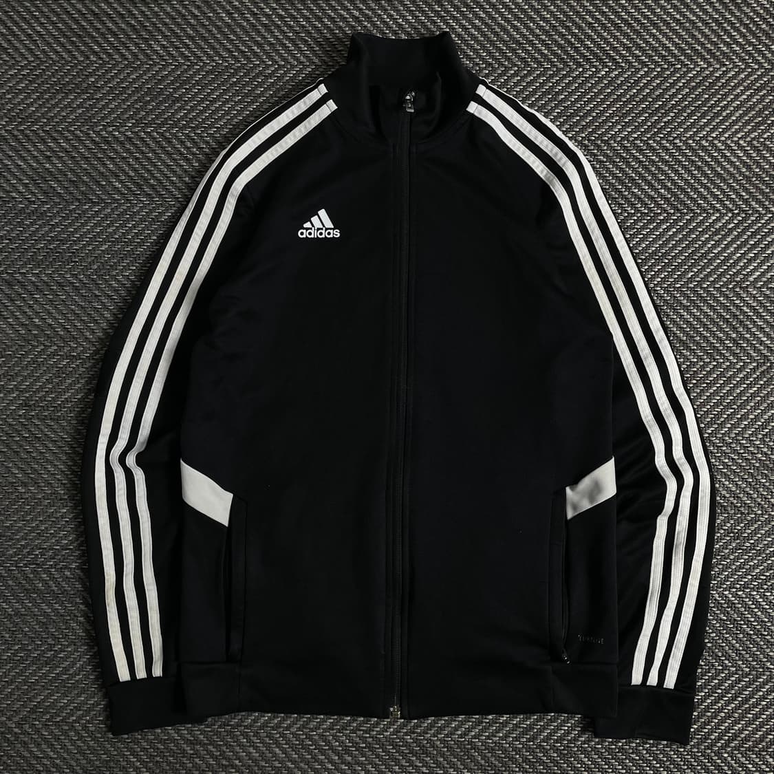 아디다스 에센셜 트랙탑 져지 블랙o 3278 상품이미지1