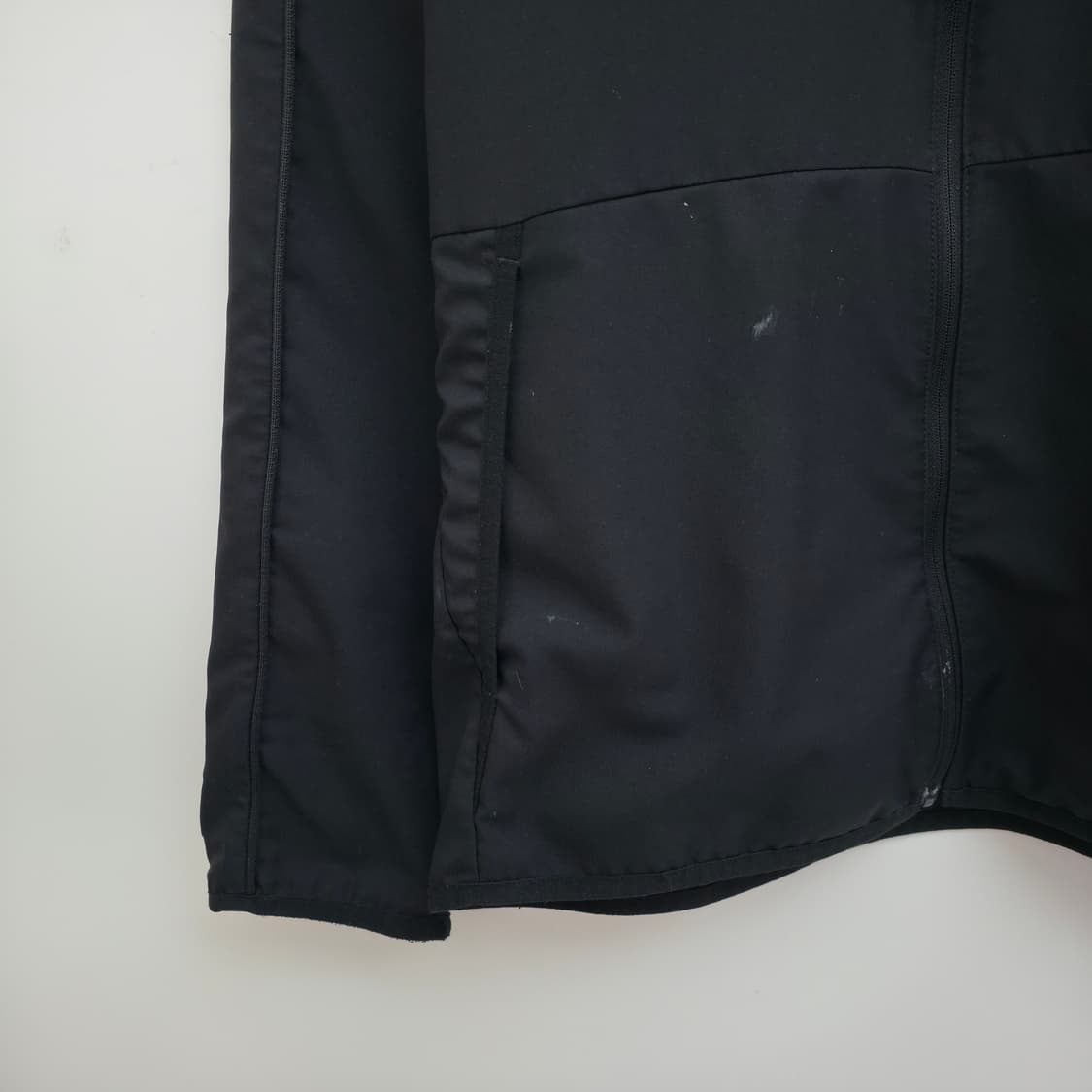 [L] 나이키 드라이핏  블랙 스우시 트랙 자켓 상품이미지4