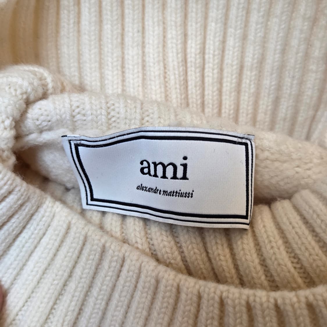 아미 인타르시아 니트 터틀넥 상품이미지3