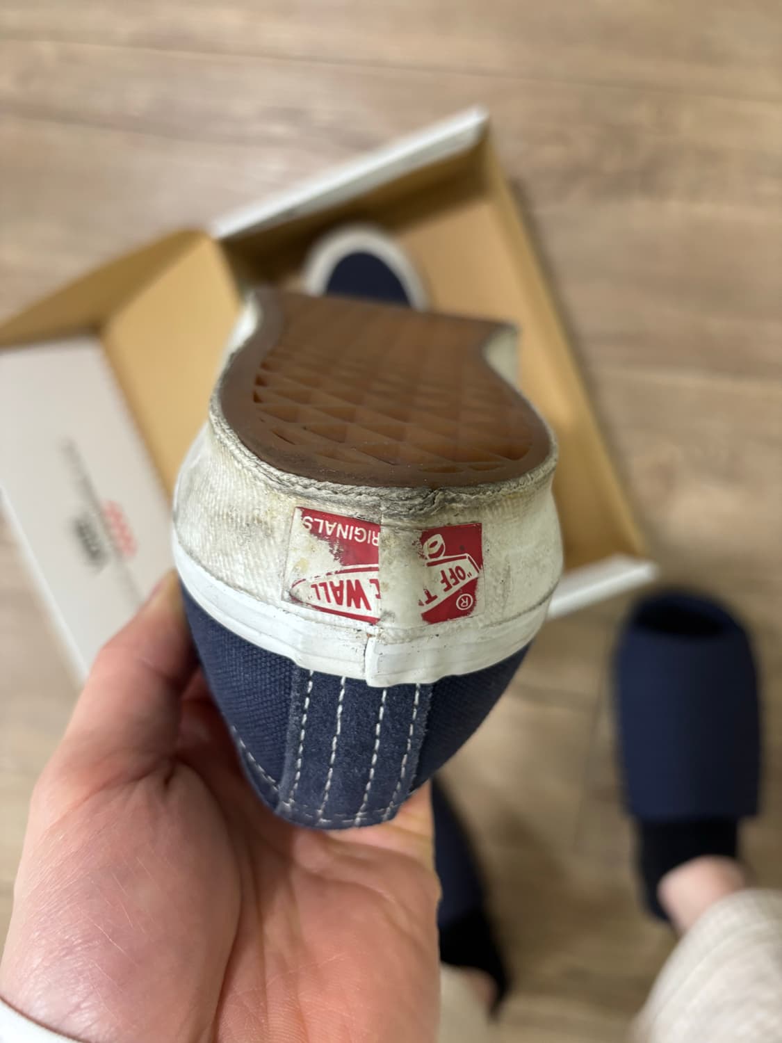 빈스 어센틱 볼트 255 상품이미지1