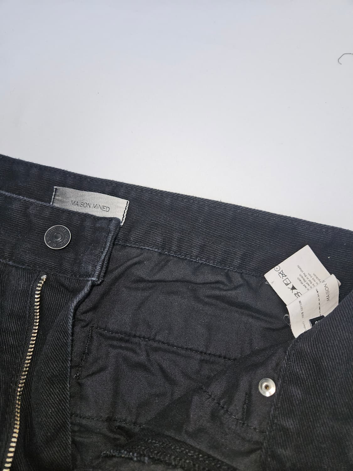메종미네드 가죽패치 블랙 데님팬츠 흑청 진 46 상품이미지3