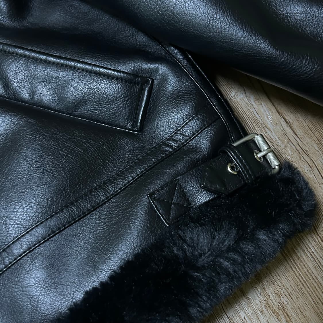 론트 810 비건 레더 무스탕 상품이미지3