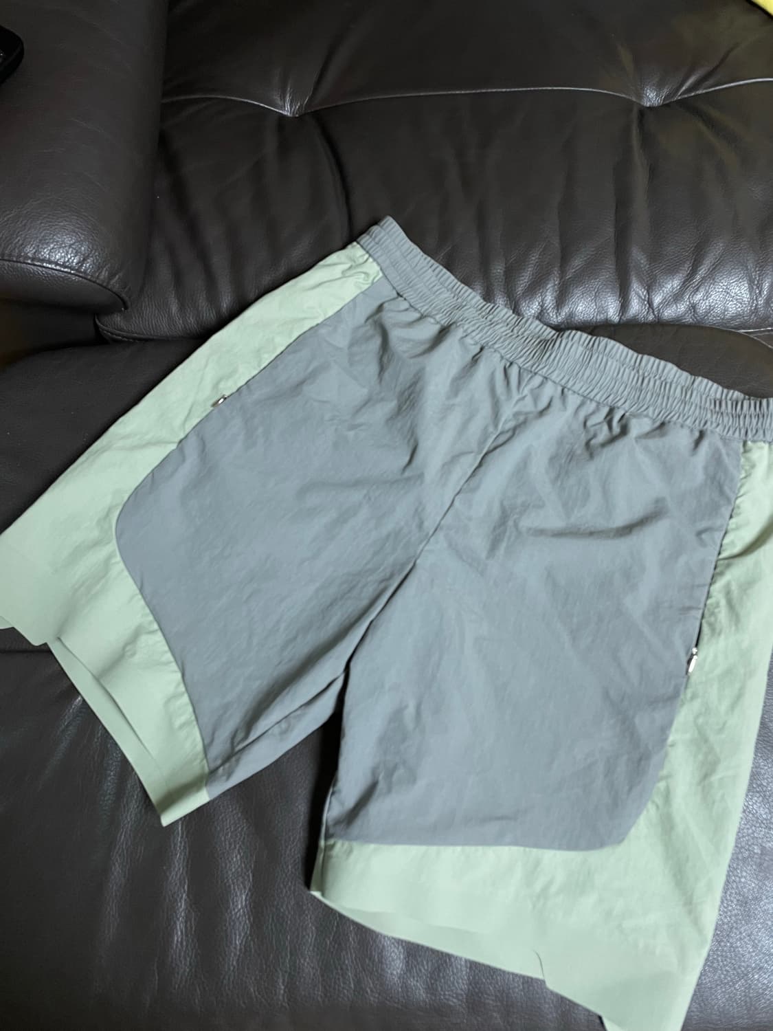 J.L-A.L 24ss 나일론 쇼츠 xl 상품이미지2