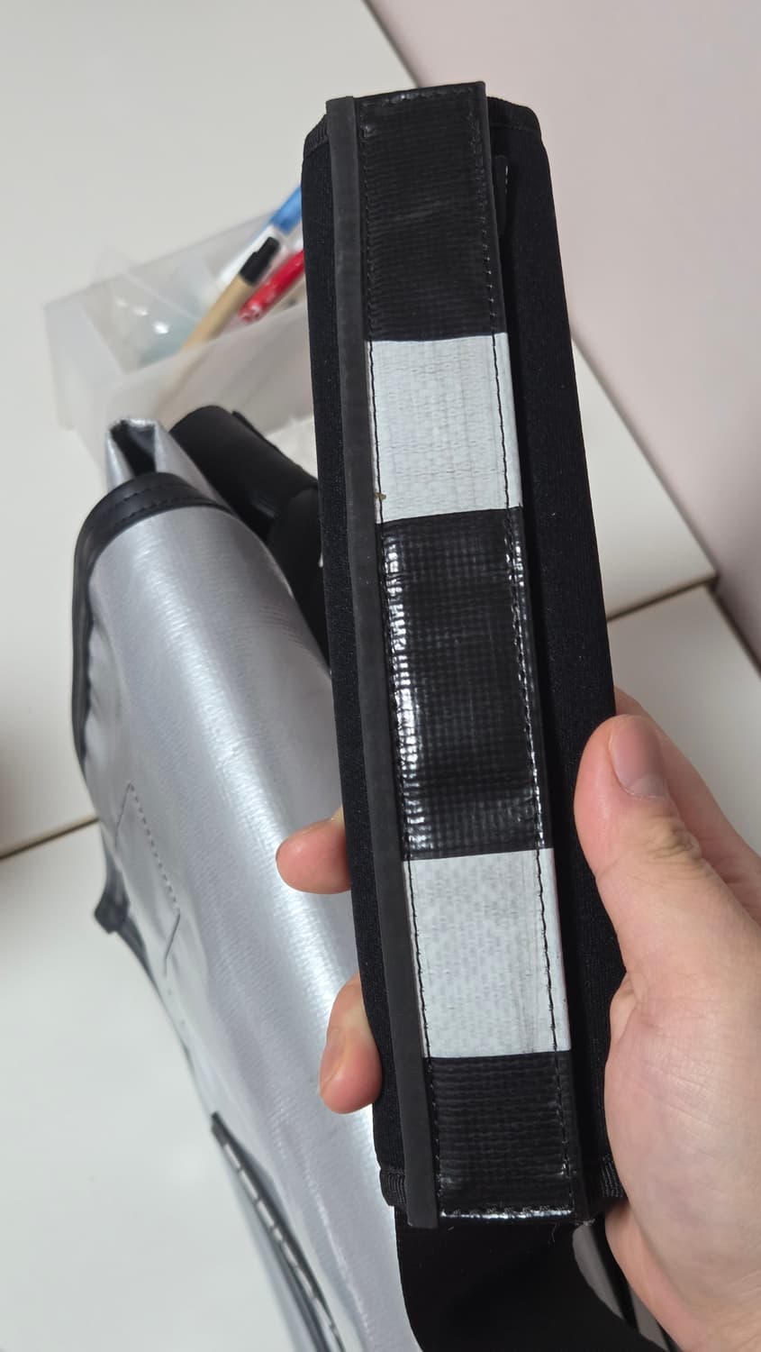 프라이탁 덱스터 올 그레이 자석 벨크로 이너백 어깨끈 일괄판매 상품이미지7