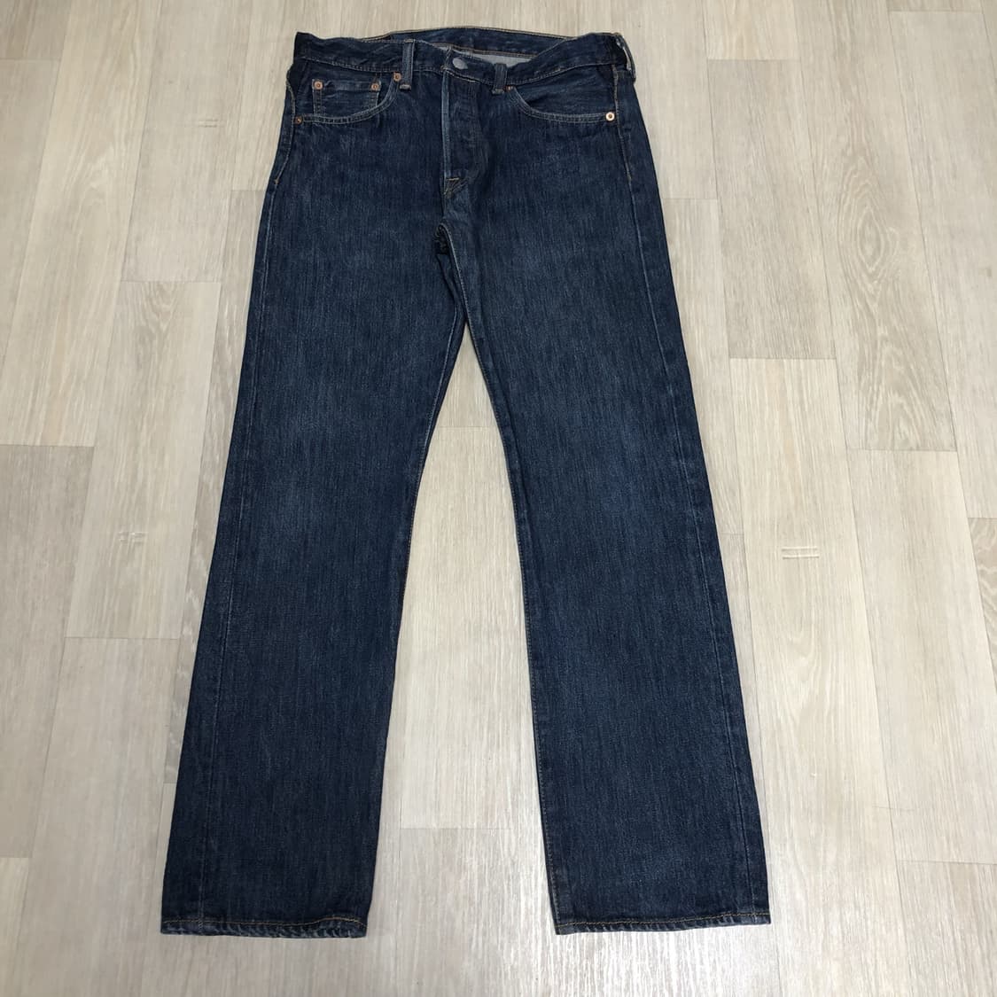 (30) 리바이스 Levi's 501 스트레이트핏 워시드 중청 데님 상품이미지1