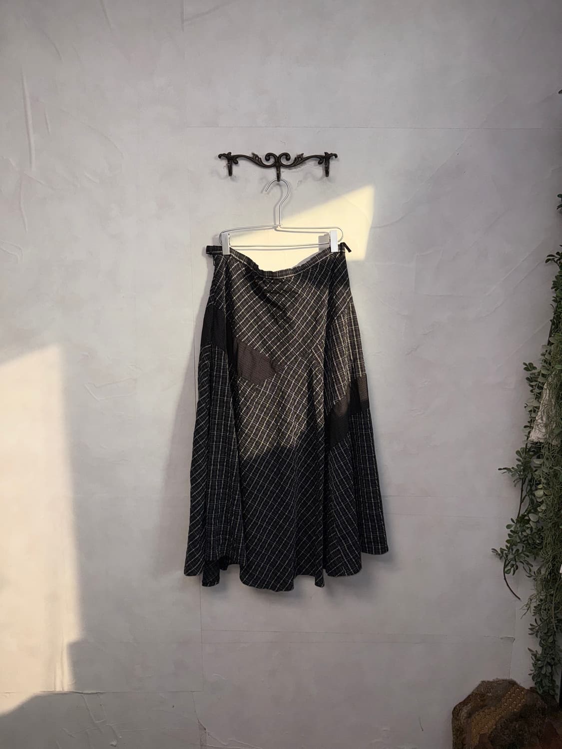 Black unbalanced check patch long skirt 상품이미지3