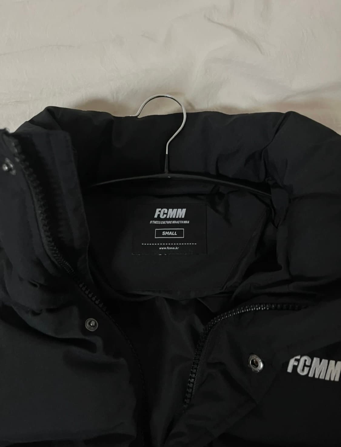FCMM 클럽 팀 파이핑 숏 패딩 블랙 S (거의 새상품) 상품이미지2