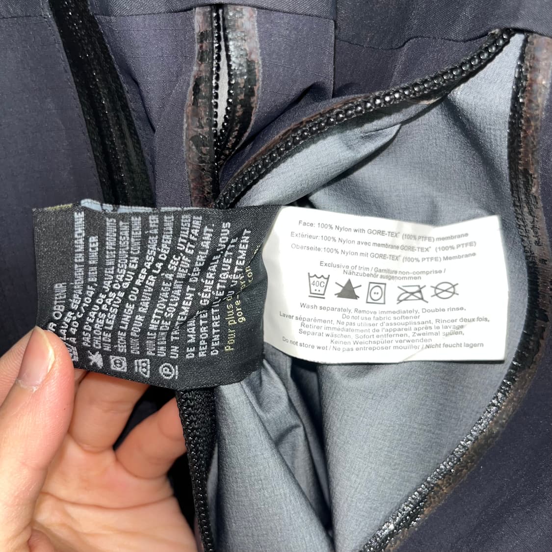 Arc’teryx Theta AR Gore-Tex windbreaker 상품이미지9