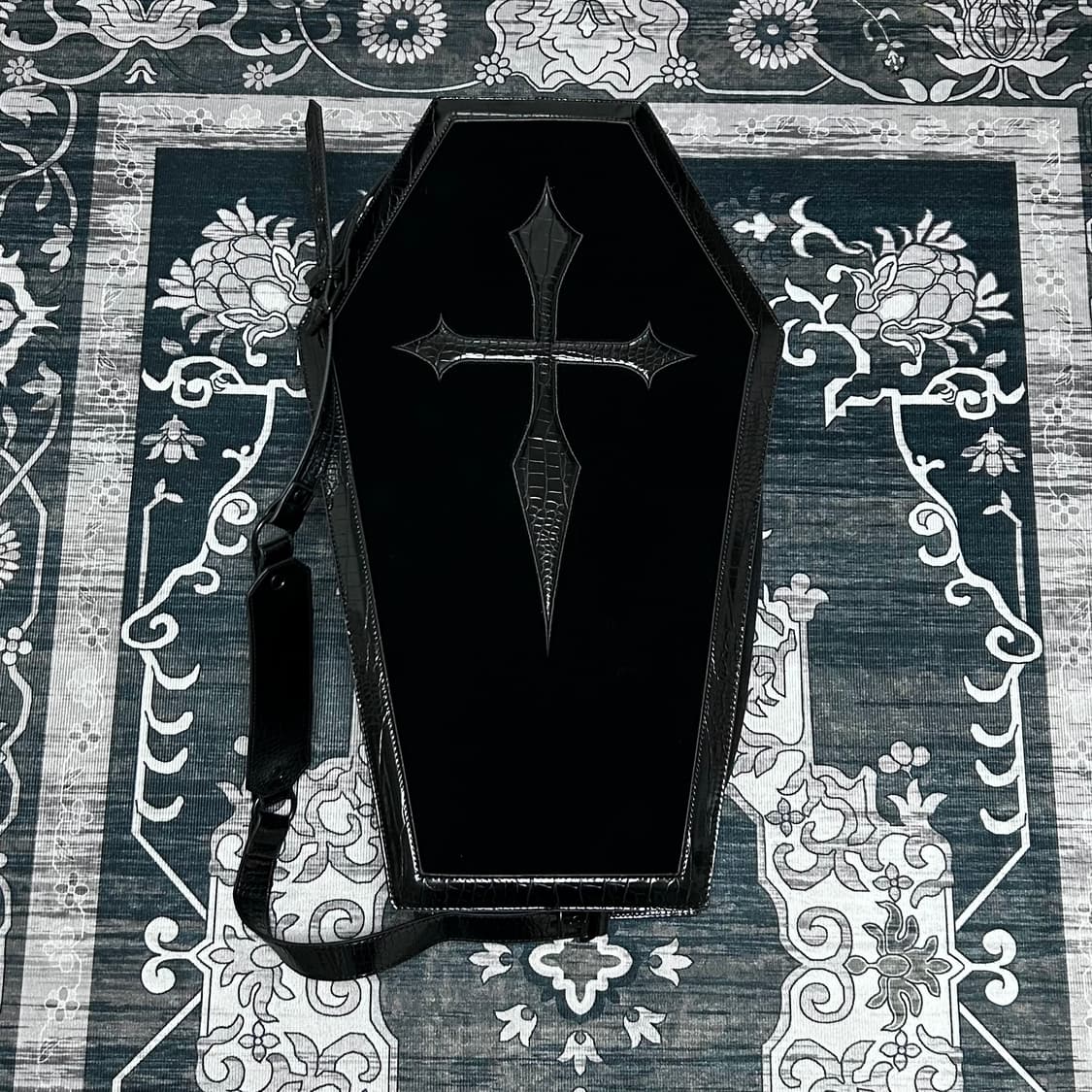 Killstar Coffin 킬스타 커핀 관 십자가 대형 가방 고스 펑크 상품이미지1