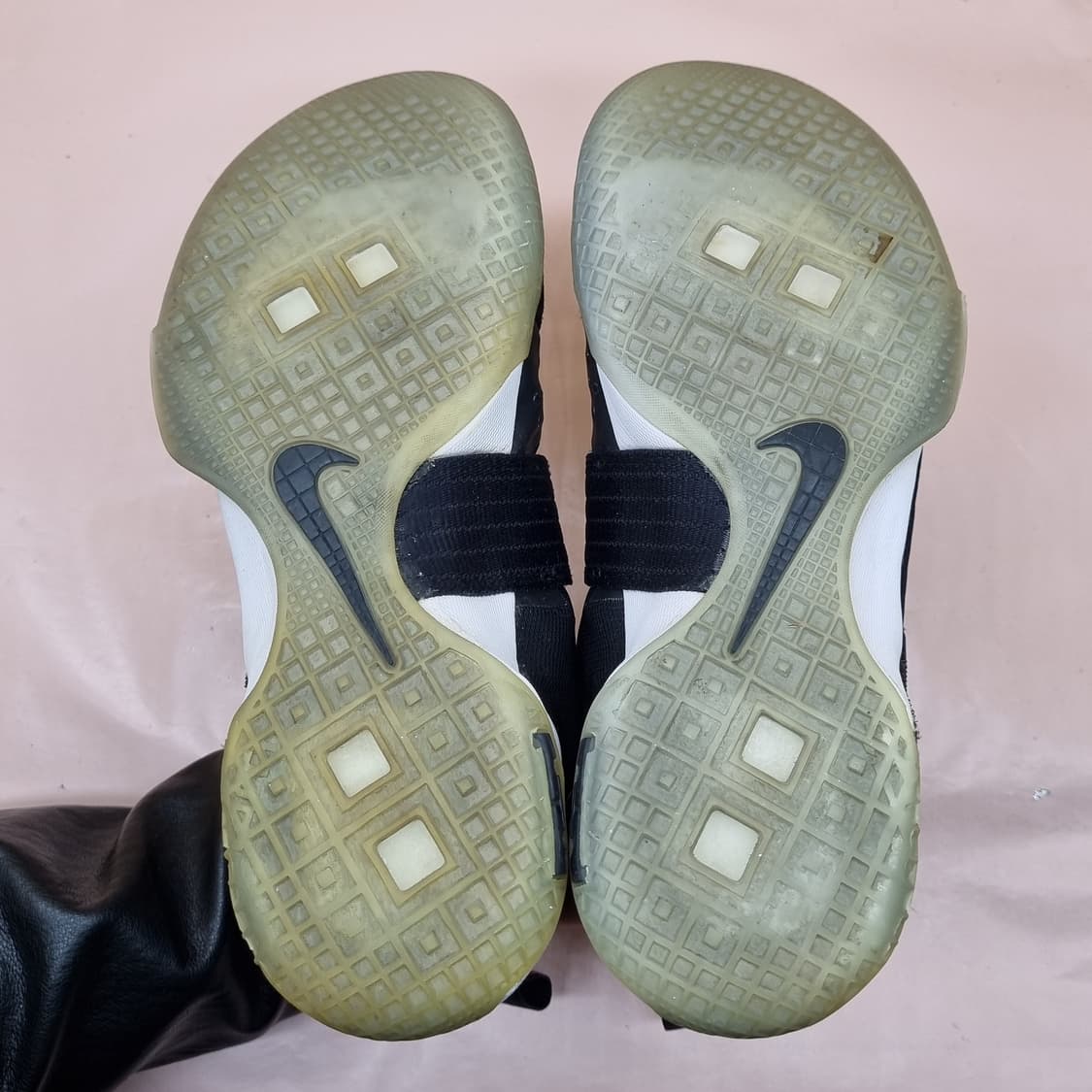 나이키 줌 르브론 솔저10 농구화 275 상품이미지3