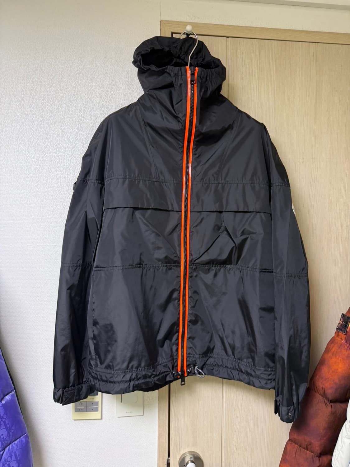 [3] 몽클레어 티우 스티치 바람막이 상품이미지1