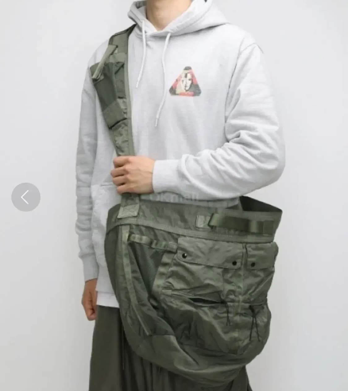 CP 컴퍼니 렌즈 크로스백(23ss) 상품이미지2