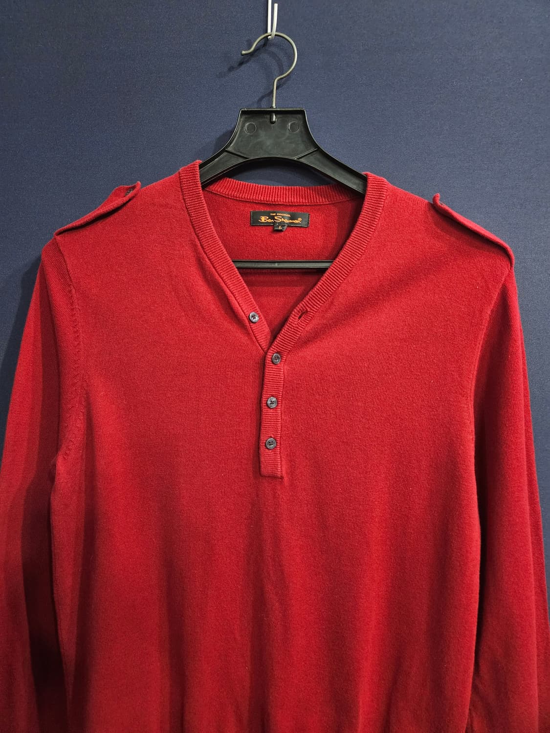 벤 셔먼 다크레드컬러 남성 100 브이넥 니트  상품이미지7