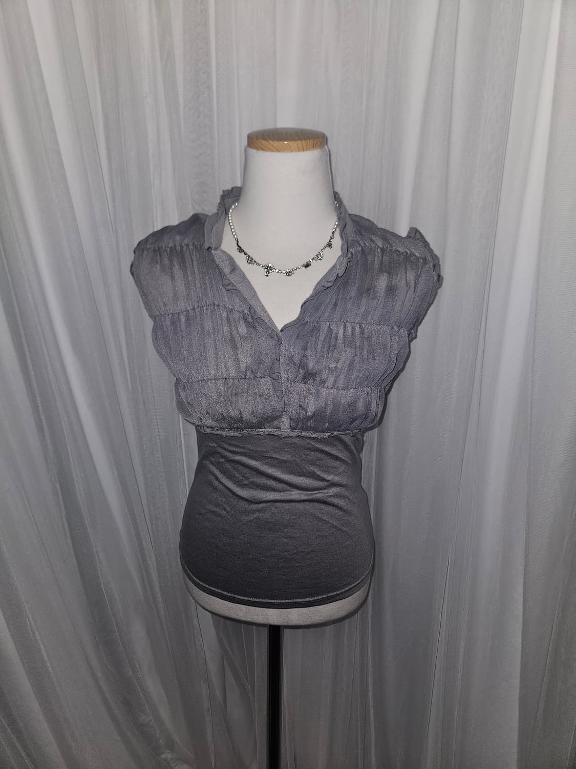 빈티지 로걀 그레이🩶 오네갸루 레이스 퍼프 슬리브리스 탑 상품이미지1