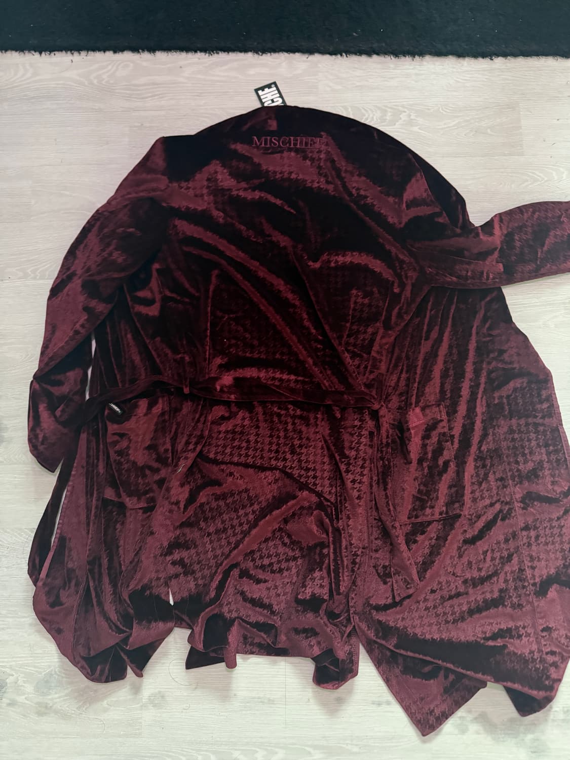 미스치프 로브 판매합니다! 상품이미지3