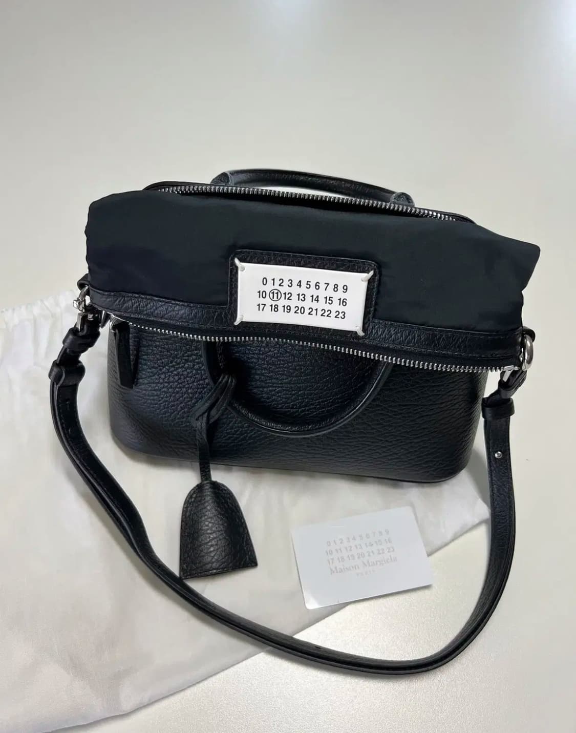 메종 마르지엘라 5AC 미니 블랙 상품이미지5