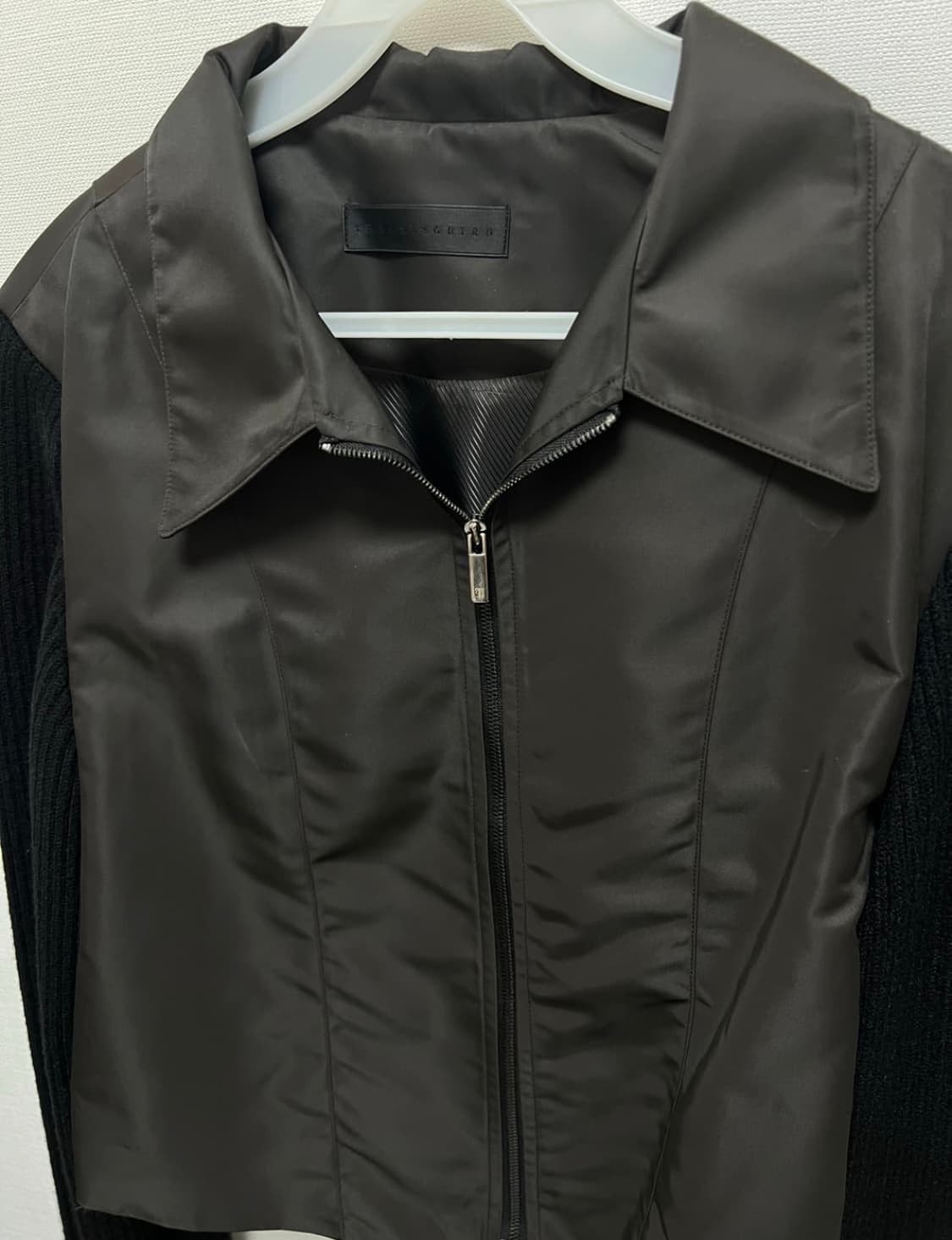 트리밍버드 니트 슬리브 크롭 자켓 딥브라운 상품이미지2