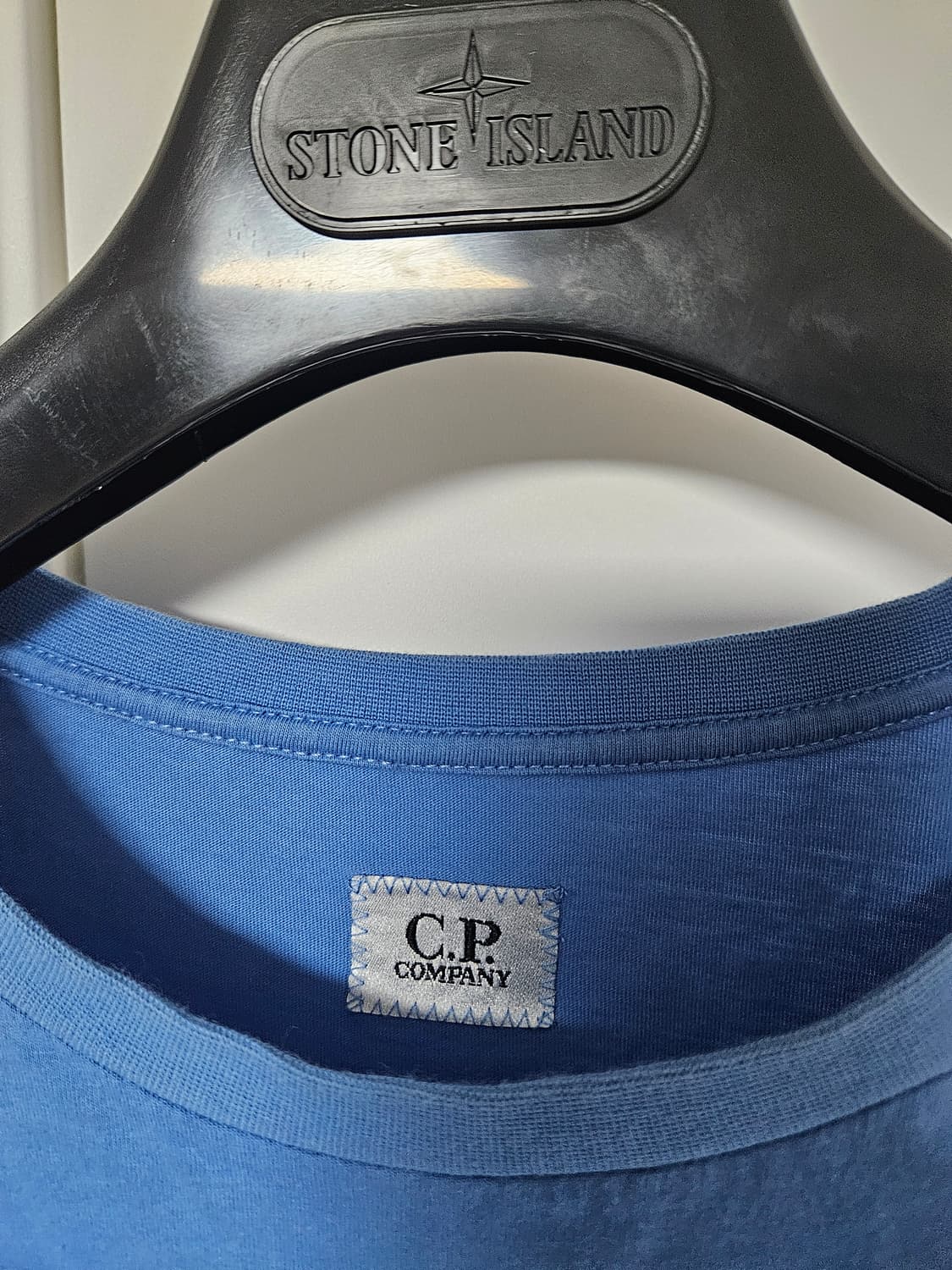 Cp컴퍼니 반팔 티셔츠L사이즈(100~105) 상품이미지2